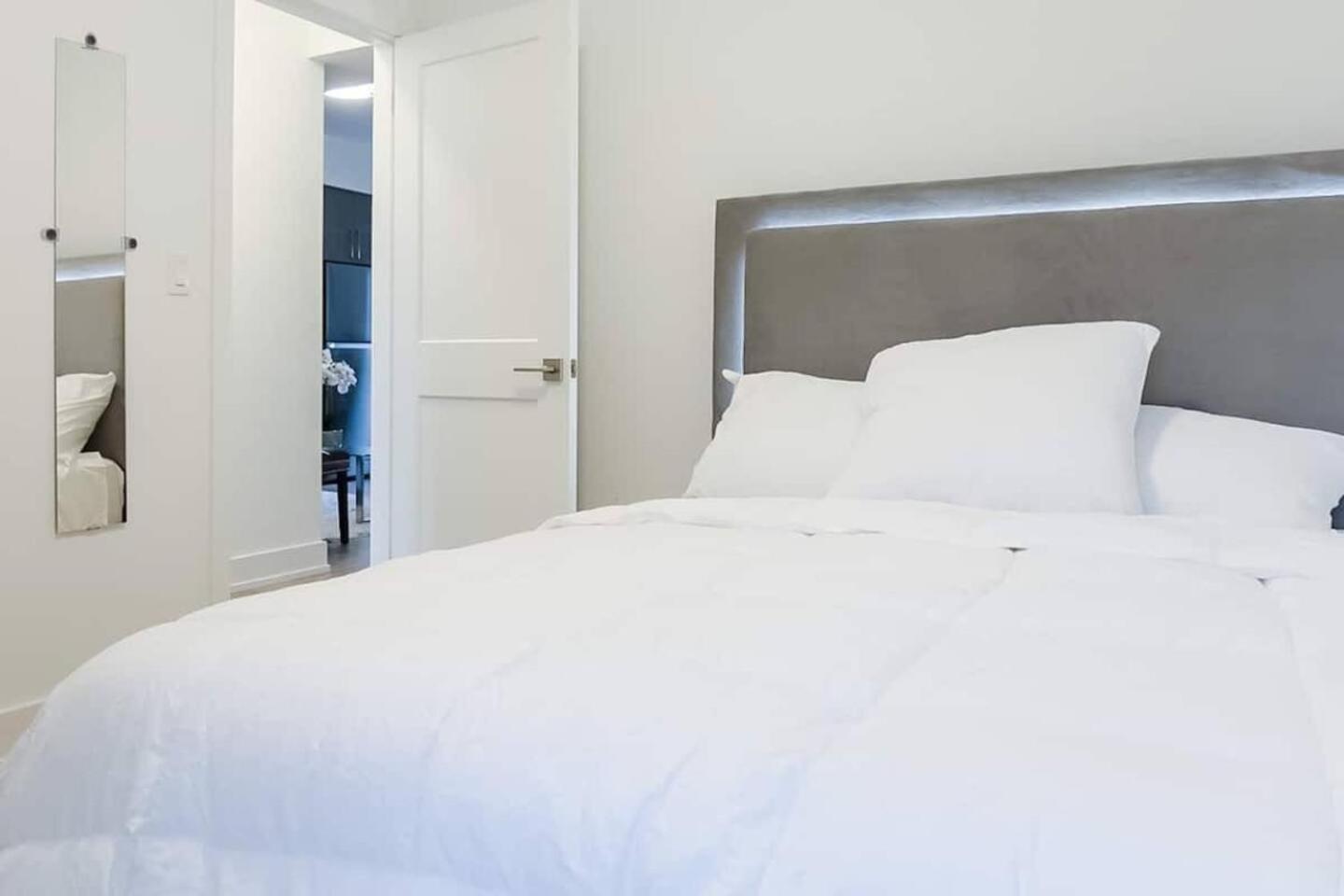 Entire Luxury Suite 4Mins To Falls Niagara Falls Exteriör bild